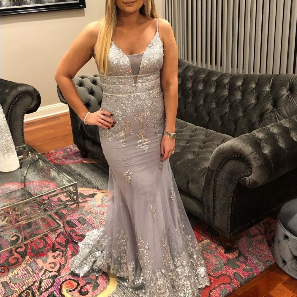 Portia & Scarlett Evening gown grey wi/ silver sparkle accents. - Picture 2 of 4